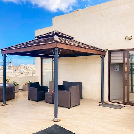 Valletta And Grand Harbour Lookout Kalkara Exterior photo